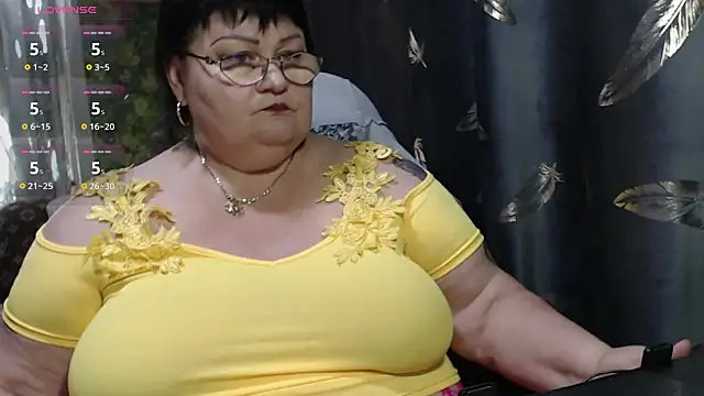 Snapshot of Goddess57 chatting on 10.30.25 Goddess57 online show from 10.30.25