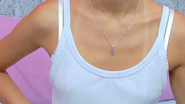 Snapshot of Beautifulskinny18 chatting on 03.06.26 Beautifulskinny18 online show from 03.06.26