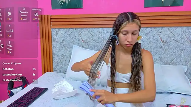 Beautifulskinny18 online show from 05.17.26