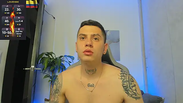 Snapshot of Yeiko_Romero_ chatting on 11.28.25 Yeiko Romero online show from 11.28.25