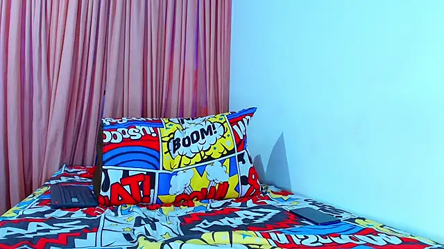 Thomass00 online show from 12.31.24