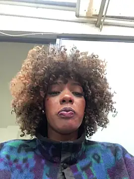 TIFFANYYSTAR online show from 01.17.25