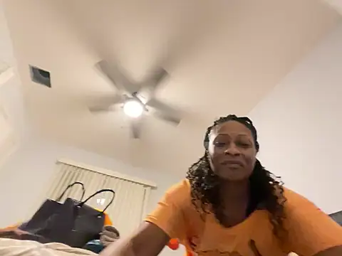 wynterheat online show from 02.19.25