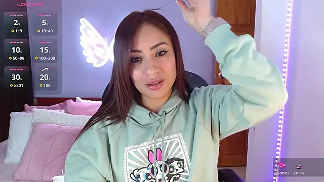 Snapshot of Paulina_627 chatting on 03.21.25 Paulina 627 online show from 03.21.25