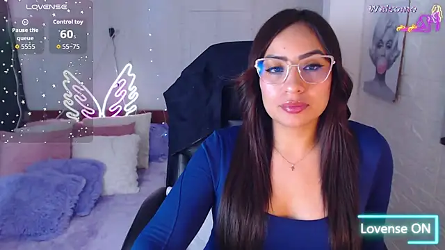 Snapshot of Paulina_627 chatting on 04.21.26 Paulina 627 online show from 04.21.26
