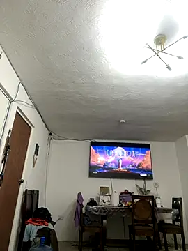 Snapshot of Daniel7131 chatting on 09.20.25 Daniel7131 online show from 09.20.25