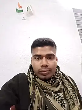 Snapshot of 900irani chatting on 01.05.25 900irani online show from 01.05.25