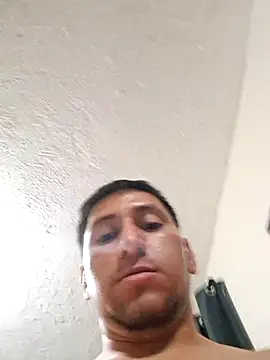 Snapshot of littleboyhot95 chatting on 02.06.26 littleboyhot95 online show from 02.06.26