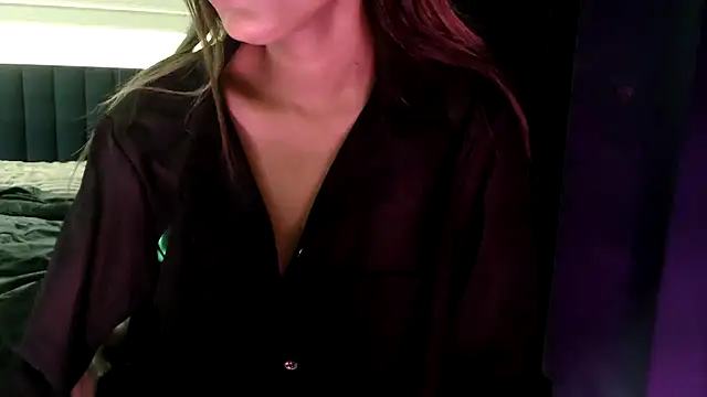 Snapshot of chhui_mui chatting on 01.18.26 chhui mui online show from 01.18.26