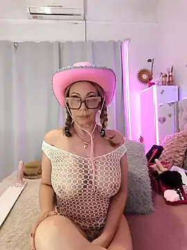 lolavalecuatro online show from 11.20.25