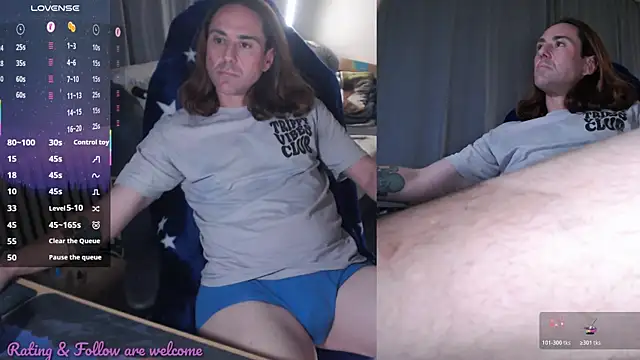 Snapshot of JalexLeard chatting on 10.18.25 JalexLeard online show from 10.18.25
