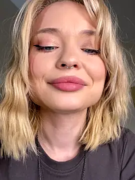 dollfromvenus online show from 09.25.25