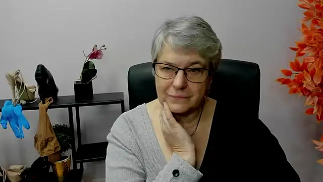 IrisDream online show from 12.13.24