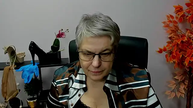 IrisDream online show from 12.16.24