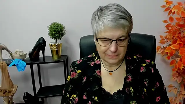 IrisDream online show from 12.30.24