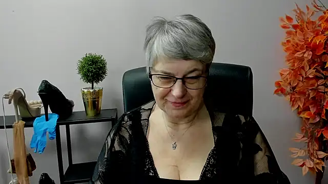 IrisDream online show from 03.04.25