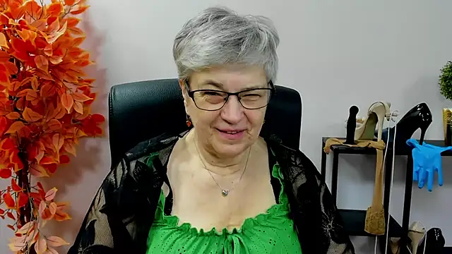 IrisDream online show from 11.04.25