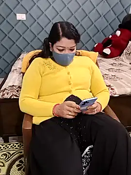 Snapshot of Cute-Raashii chatting on 01.19.25 Cute-Raashii online show from 01.19.25