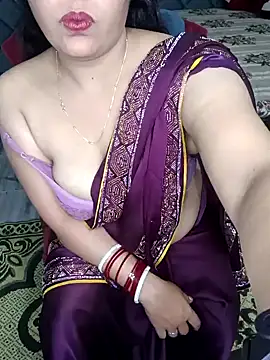 Snapshot of Cute-Raashii chatting on 02.08.25 Cute-Raashii online show from 02.08.25