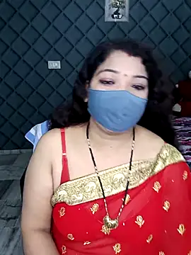 Snapshot of Cute-Raashii chatting on 02.25.25 Cute-Raashii online show from 02.25.25
