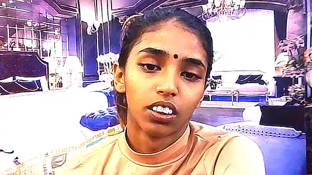 Snapshot of IndianSexySlender chatting on 11.02.25 IndianSexySlender online show from 11.02.25