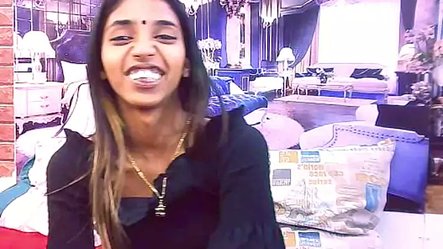 Snapshot of IndianSexySlender chatting on 11.16.25 IndianSexySlender online show from 11.16.25