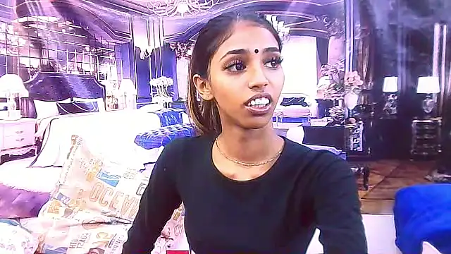 Snapshot of IndianSexySlender chatting on 12.02.25 IndianSexySlender online show from 12.02.25