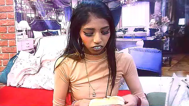 Snapshot of IndianSexySlender chatting on 12.03.25 IndianSexySlender online show from 12.03.25