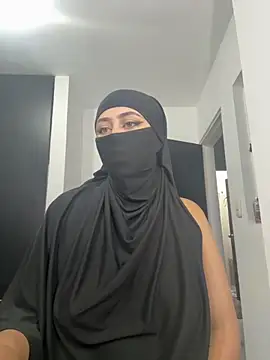 iiris  online show from 10.11.25