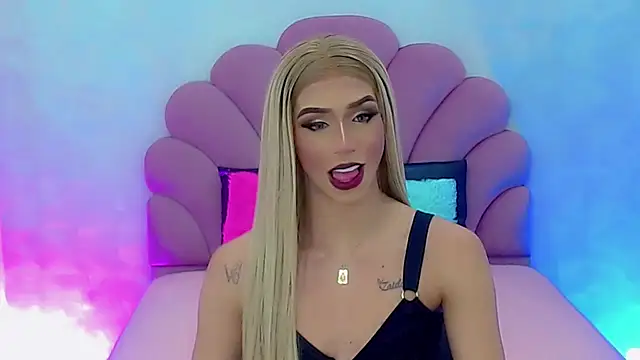 Snapshot of briana_sex32 chatting on 01.07.25 briana sex32 online show from 01.07.25