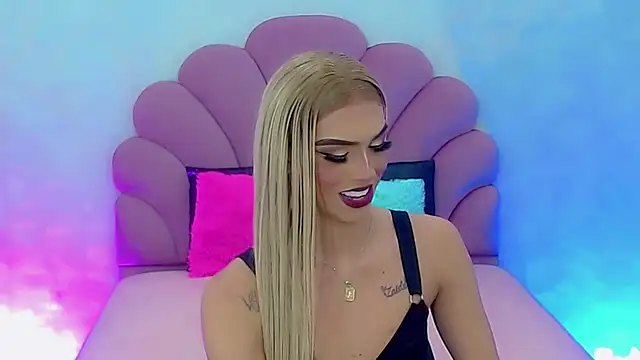Snapshot of briana_sex32 chatting on 01.07.25 briana sex32 online show from 01.07.25