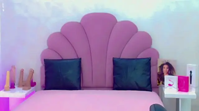 briana sex32 online show from 04.16.26