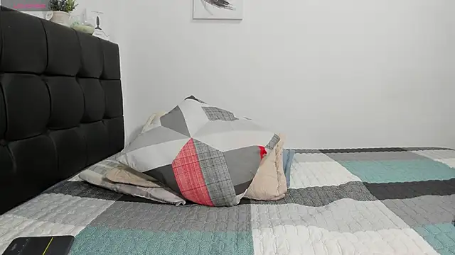 RoddyRich11 online show from 01.22.25