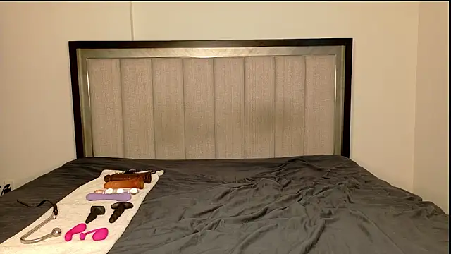 Snapshot of misscatxo chatting on 01.10.25 misscatxo online show from 01.10.25