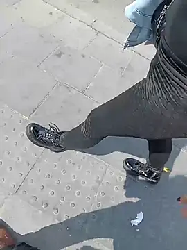 sophie banger online show from 04.04.26