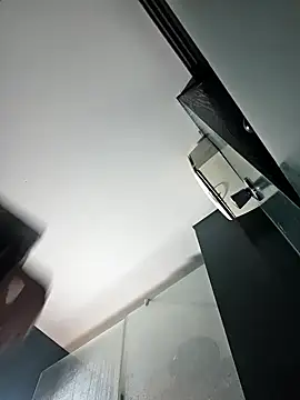 Snapshot of Jerryeno chatting on 10.17.25 Jerryeno online show from 10.17.25