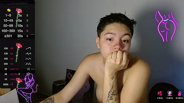 TRIXIE TANG28 online show from 03.16.25