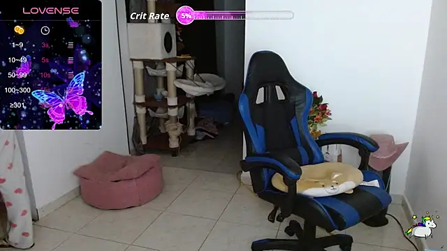 TRIXIE TANG28 online show from 02.17.26