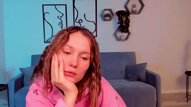 BritnieCute online show from 02.10.26