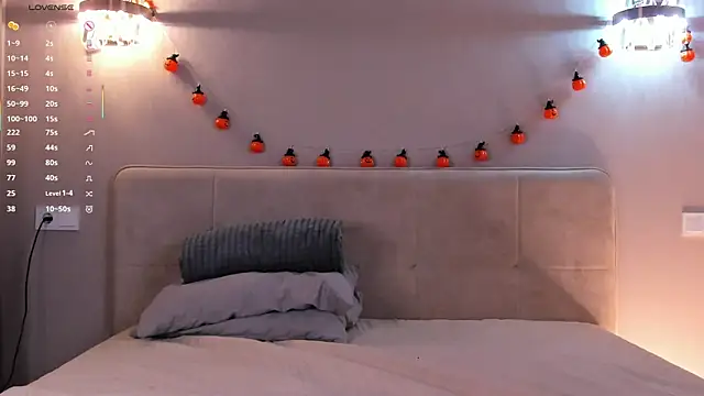 PetraBawden online show from 12.18.25