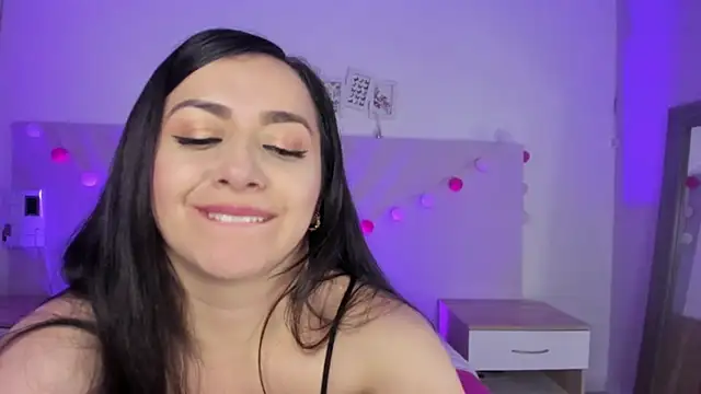 Kimkalifa  online show from 02.07.25