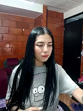 Snapshot of Raven__purple chatting on 01.23.25 Raven purple online show from 01.23.25