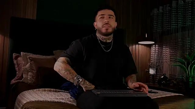 LeoSalvatore  online show from 02.27.25