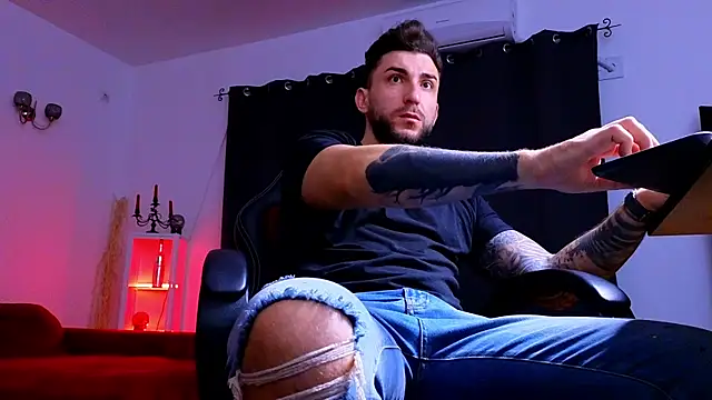 MightyAaron66 online show from 10.22.25