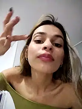 cuteluci  online show from 03.07.25