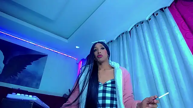 NahomiCamper online show from 09.13.25