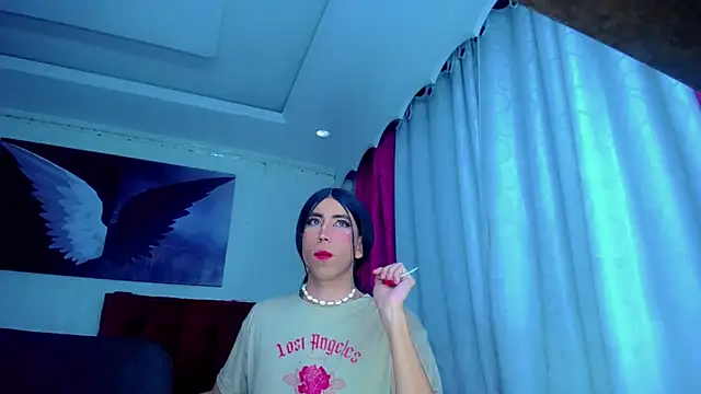 NahomiCamper online show from 10.24.25