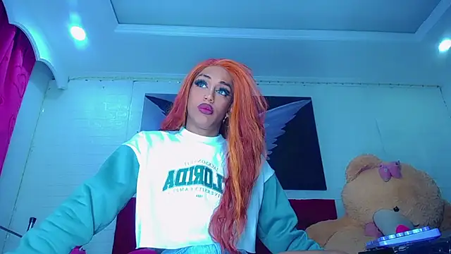 Snapshot of NahomiCamper chatting on 01.13.26 NahomiCamper online show from 01.13.26