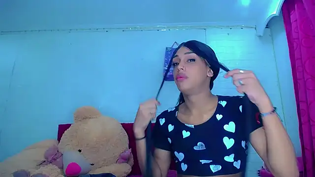 Snapshot of NahomiCamper chatting on 03.28.26 NahomiCamper online show from 03.28.26