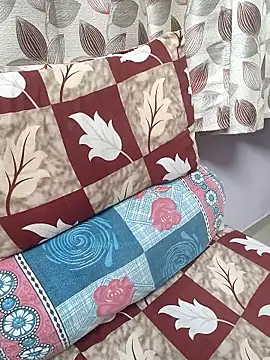 Snapshot of samitasharma chatting on 11.16.25 samitasharma online show from 11.16.25